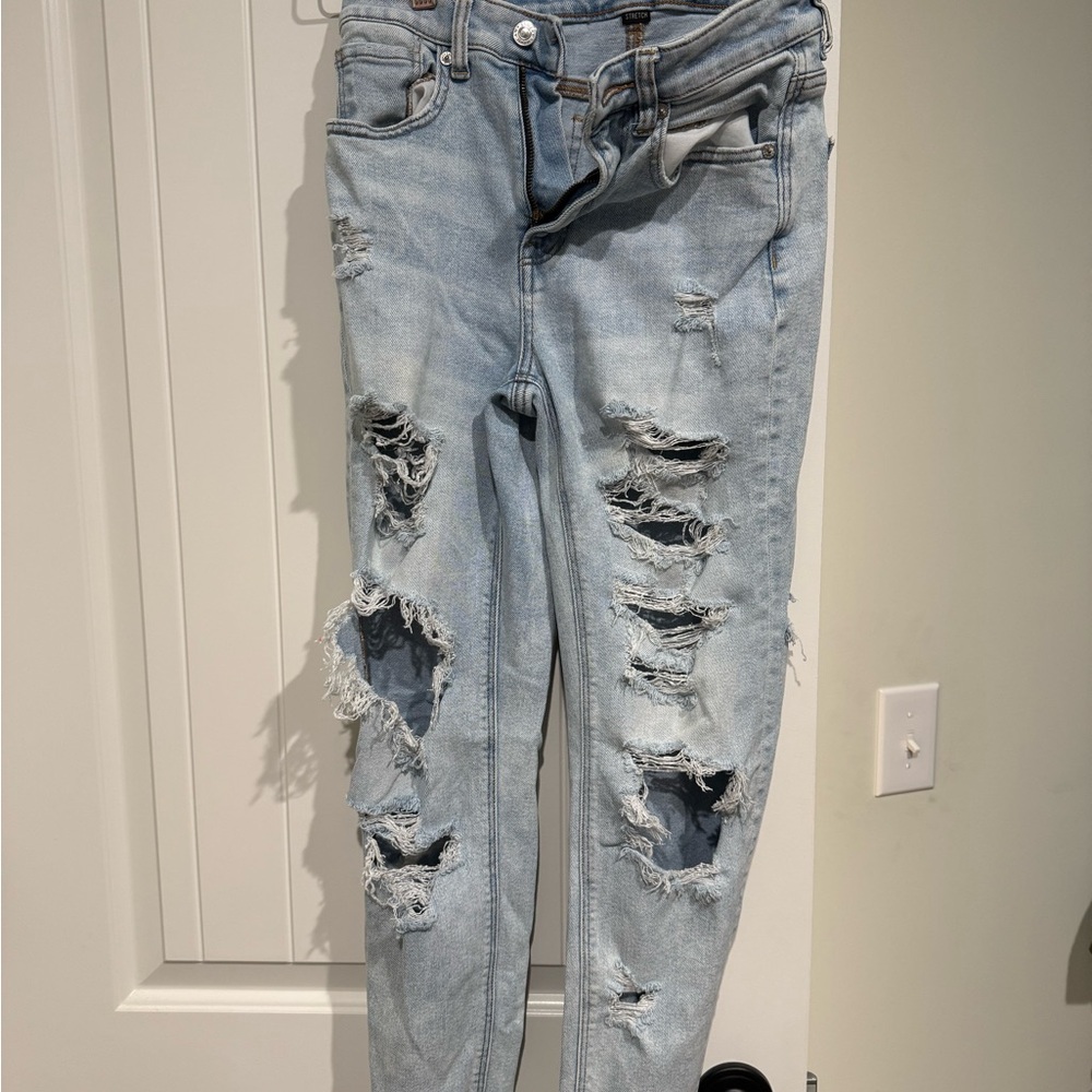 American Eagle Outfitters Light Blue Distressed Skinny Jeans